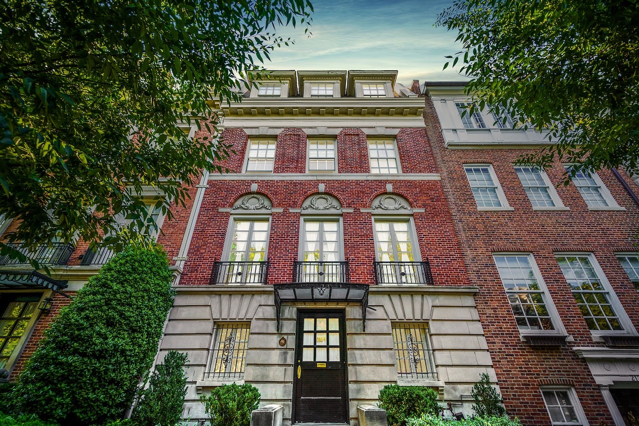 Rowhouse and brownstones for sale  in the washington metro area